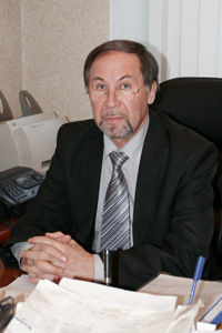 elshin200x300.jpg