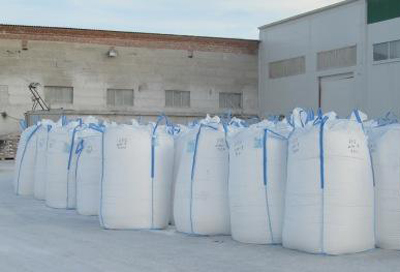 R-lube смазывающая добавка. Глинистый раствор для бурения. Комплексный реагент для буровых растворов bentex-s. Химические реагенты буровые растворы. Бентонит п1т1.