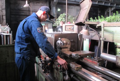 токарь машиностроение. услуги фрезеровщика. фрезеровщик колледж. станочник широкого профиля. лсмт ленинградский сварочно-машиностроительный техникум.